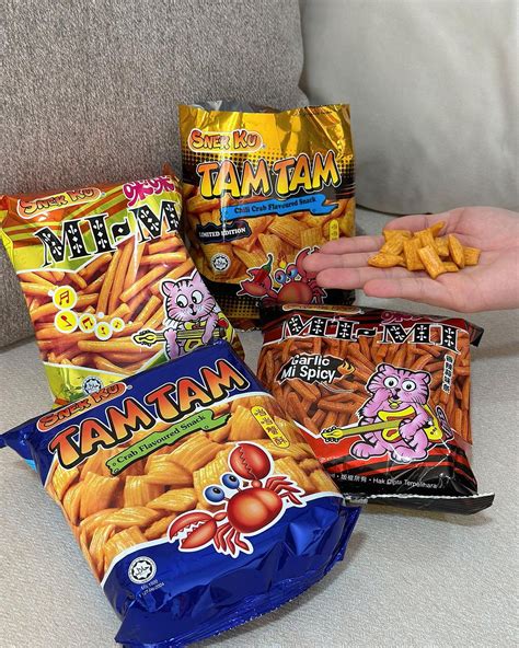 malaysian snacks online.